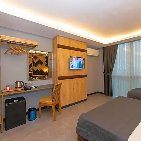 Hotel Fly And Airport